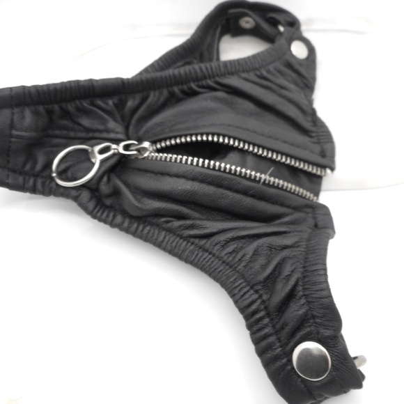 Sensual Leather Bikini Panty Bottom Zipper - Picture 3 of 4